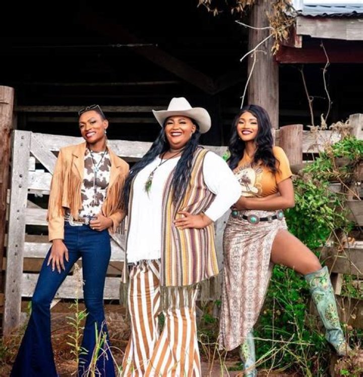 Unveiling Chapel Hart Net Worth: A Journey Through Fame And Fortune