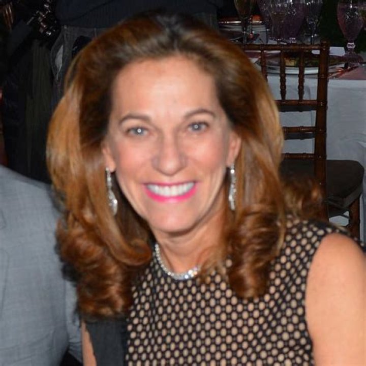 Unveiling The Mystique Of Debrah Lee Charatan's Age