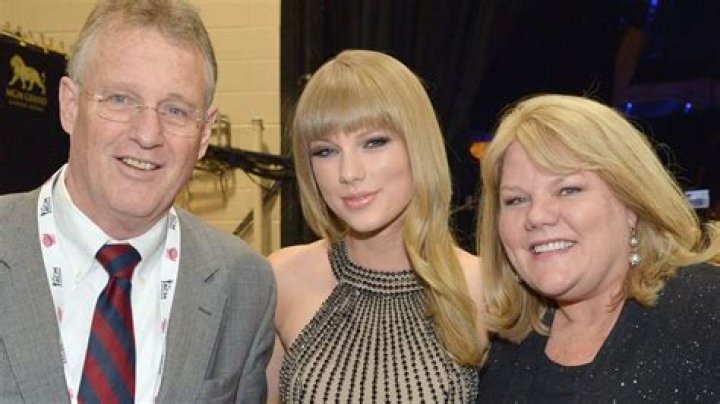 Surprising Revelations: Uncovering Taylor Swift's Parents' Marital Status