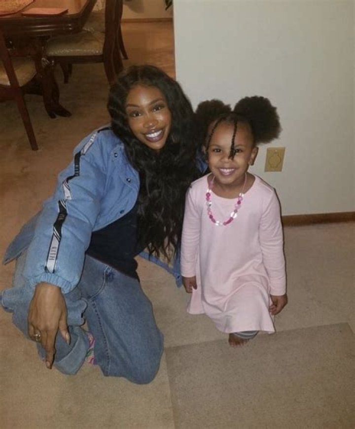 Unveiling The Mystery: Does SZA Have A Daughter?