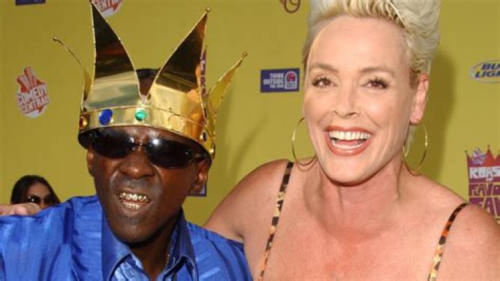 Exploring The Love Life Of Flavor Flav: Who Is His Girlfriend?
