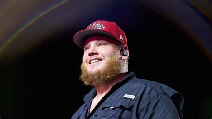 Discovering Luke Combs: Height, Weight, And More