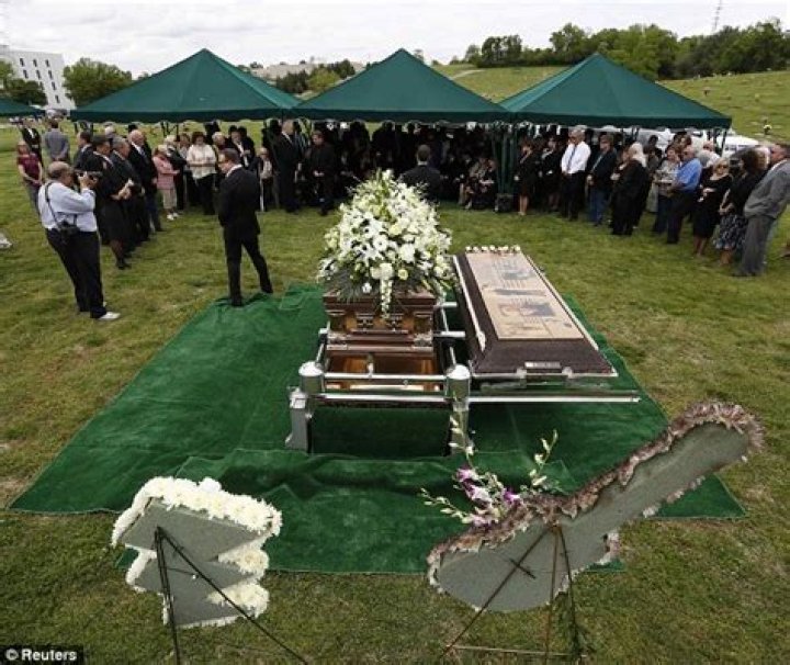 Remembering A Legend: The Randy Travis Funeral