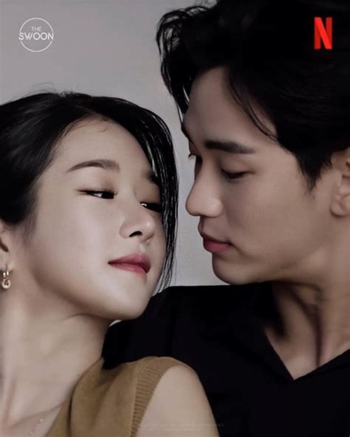 Unraveling The Charm Of Seo Ye Ji And Kim Soo Hyun: A Celestial Duo