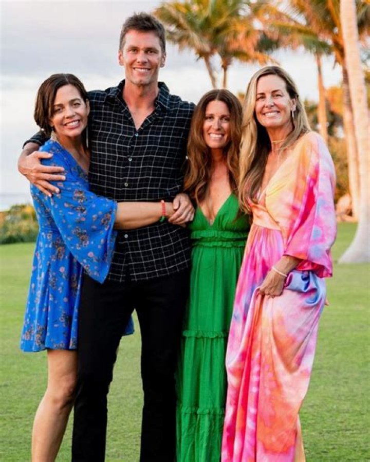Tom Brady's Family Ties: Meet His Sisters